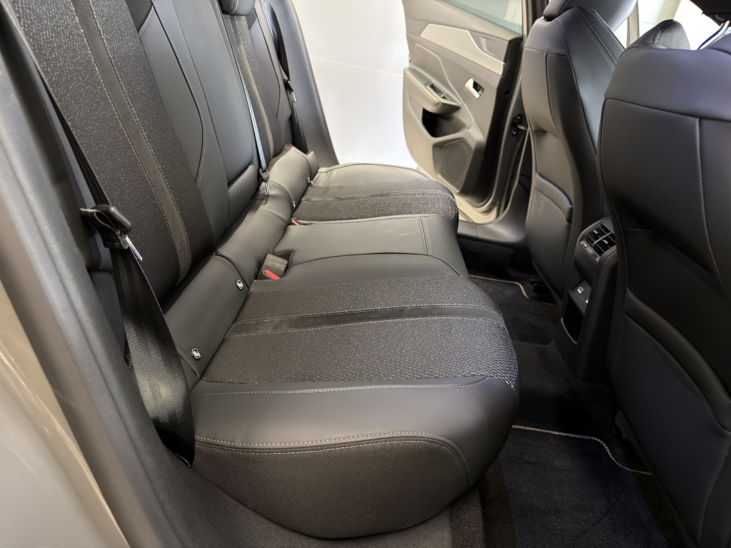 PEUGEOT 408 1200 HYBRID 145 CV EDCS6 GT